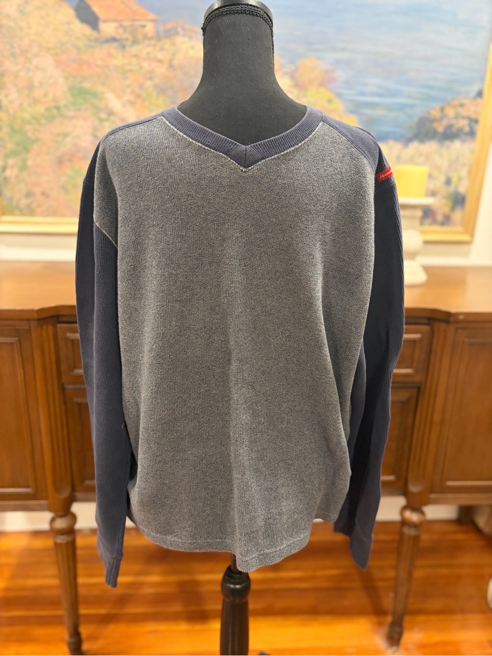 Abercrombie & Fitch Vintage 100% Cotton Gray and Navy Blue V-Neck Sweater